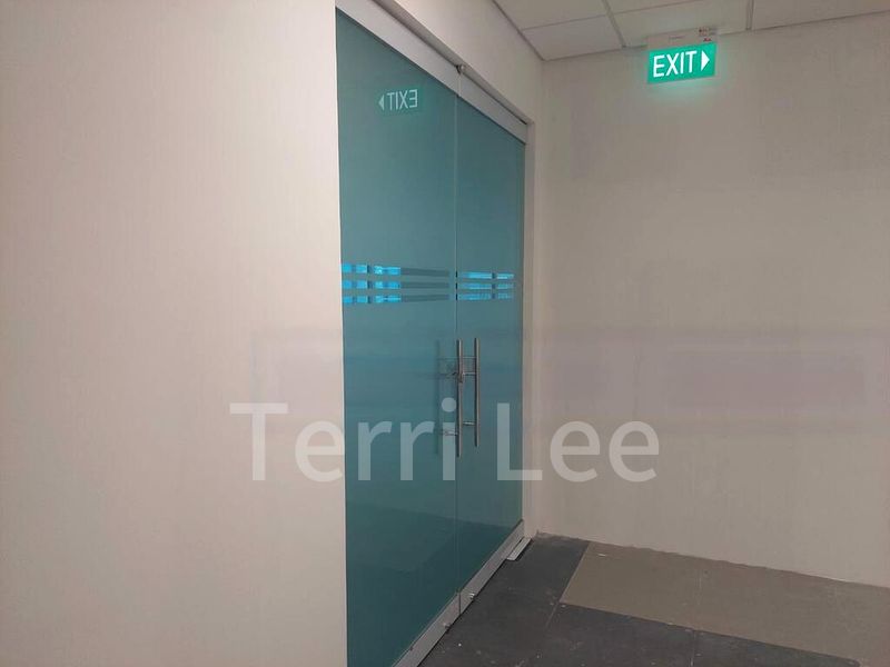 Office for Rent: Marina Bay Financial Centre, Tower 2 - Image 4