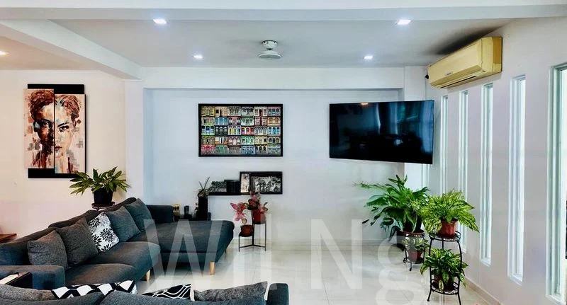 5 Bed Corner Terrace (Landed) for Sale in  Teacher's Housing Estate - Image 1