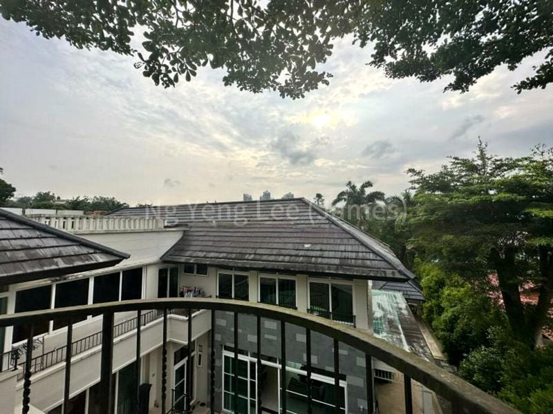 8 Bed Bungalow (Landed) for Sale in  Cluny Park Road - Image 3