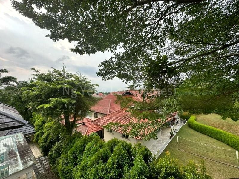 8 Bed Bungalow (Landed) for Sale in  Cluny Park Road - Image 1