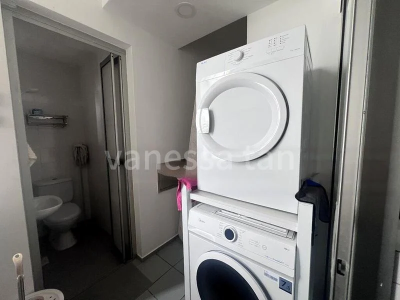 Common Room (Condo) for Rent in  Grandeur 8 - Image 8