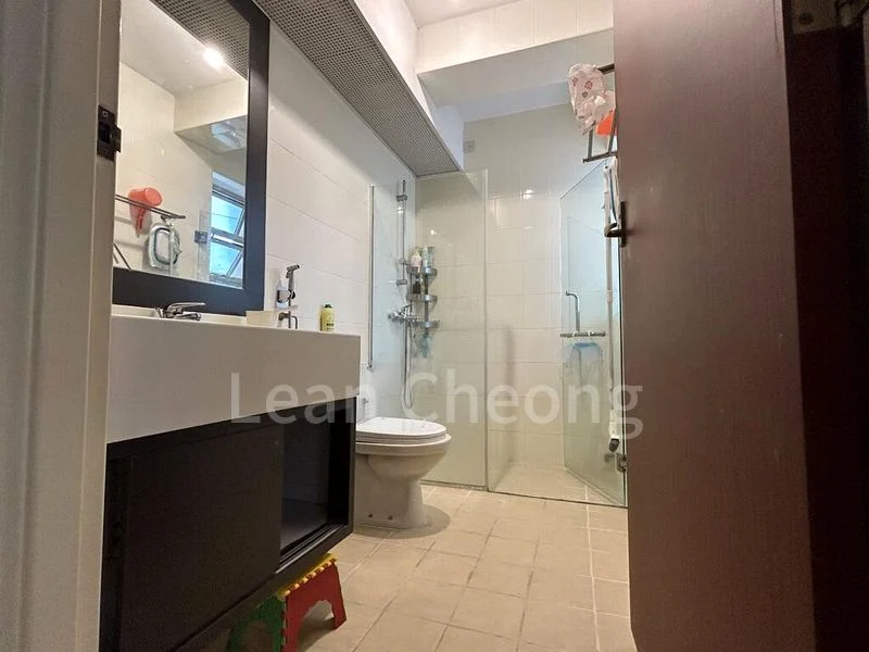 Premium HDB for Sale in 271B Sengkang Central - Image 3