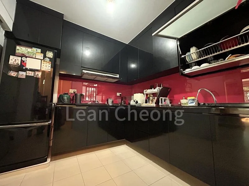 Premium HDB for Sale in 271B Sengkang Central - Image 7
