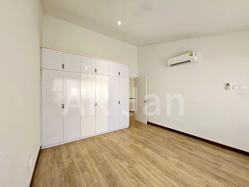 3 Bed Condo for Rent in Chancery Court - Image 9
