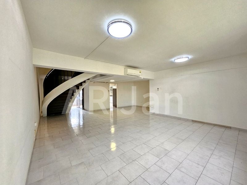 3 Bed Condo for Rent in Chancery Court - Image 3