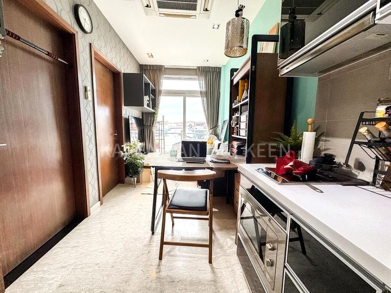 1 Bed Condo for Sale in  Cardiff Residence - Image 3