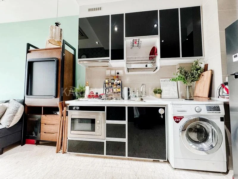 1 Bed Condo for Sale in  Cardiff Residence - Image 6