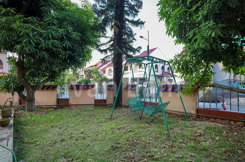 4 Bed Corner Terrace (Landed) for Sale in Bedok Ria - Image 4