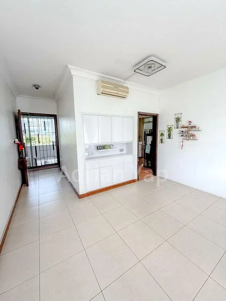 3 Bed Condo for Sale in  Casablanca - Image 3