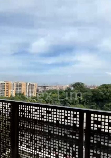 4 Bed Condo for Sale in  Sceneca Residence / Sceneca Square - Image 4