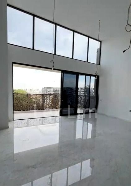 4 Bed Condo for Sale in  Sceneca Residence / Sceneca Square - Image 9