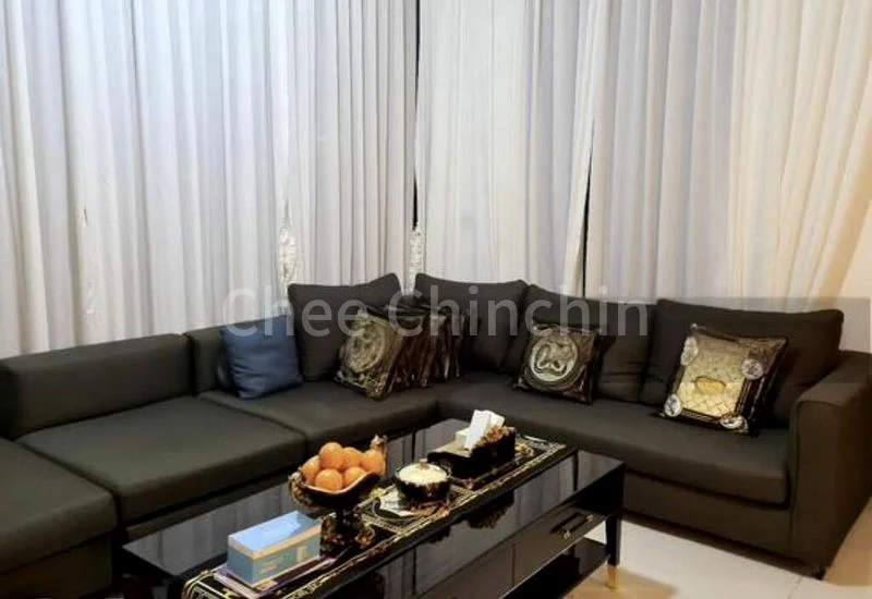 4 Bed Condo for Sale in  Hillsta - Image 1