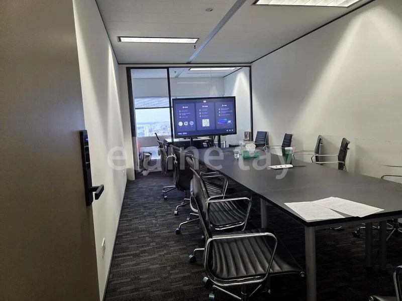 Office for Rent: Gateway East - Image 6