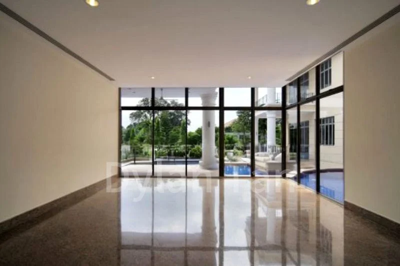 6 Bed Bungalow (Landed) for Rent in Villas Holland - Image 7