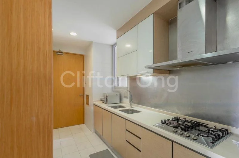 3 Bed Condo for Sale in Paterson Suites - Image 8