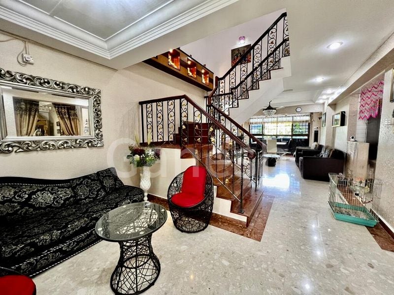 Maisonette HDB for Sale in  528 Jelapang Road - Image 2
