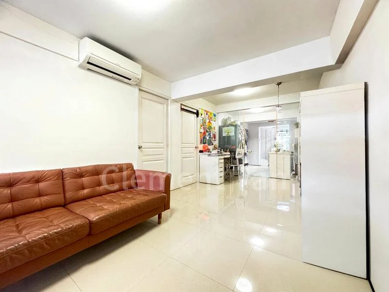 3 Room (3I) HDB for Sale in  19 Ghim Moh Road - Image 1