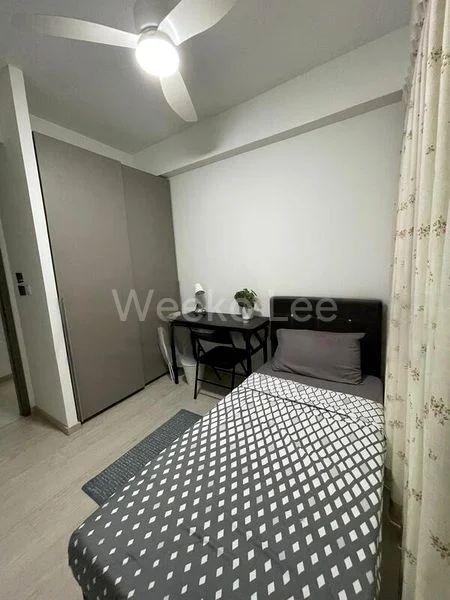 Common Room (Condo) for Rent in  Bellewaters - Image 6