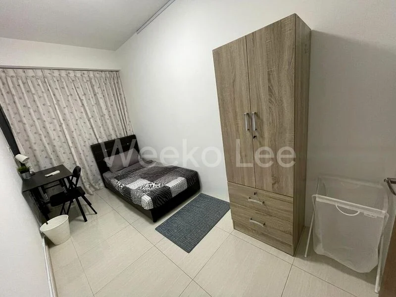 Common Room (Condo) for Rent in  Bellewaters - Image 5