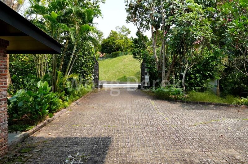 4 Bed Bungalow (Landed) for Rent in  Dunearn Estate - Image 3