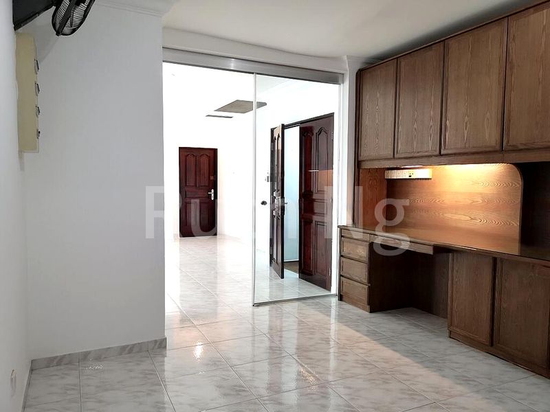 3 Bed Apartment (Condo) for Rent in  336 River Valley - Image 3