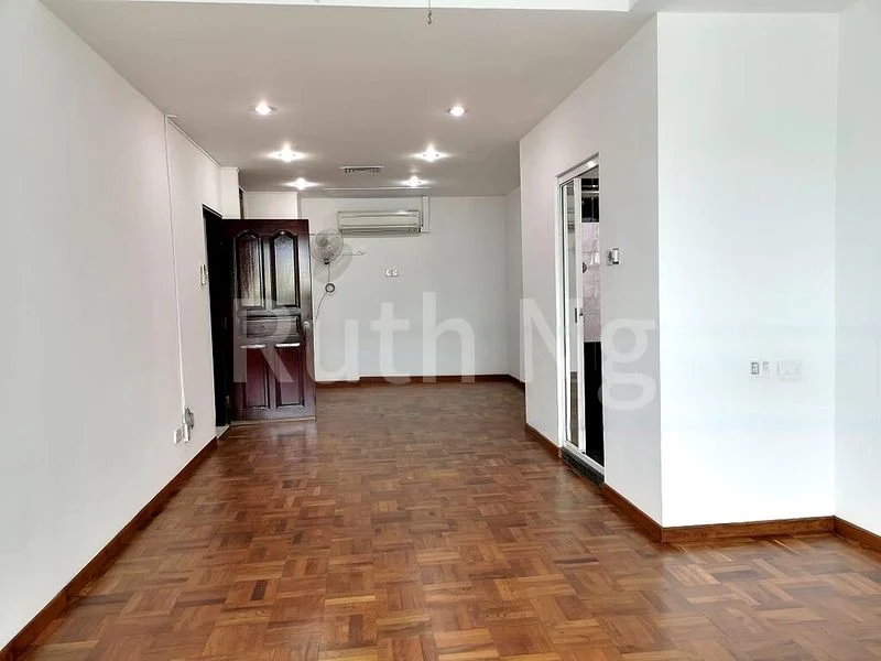 3 Bed Apartment (Condo) for Rent in  336 River Valley - Image 7