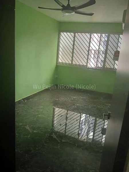 Common Room (HDB) for Rent in 920 Jurong West Street 92 - Image 1