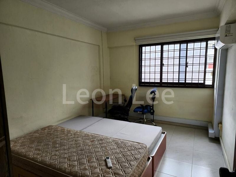 Common Room (HDB) for Rent in  411 Jurong West Street 42 - Image 7