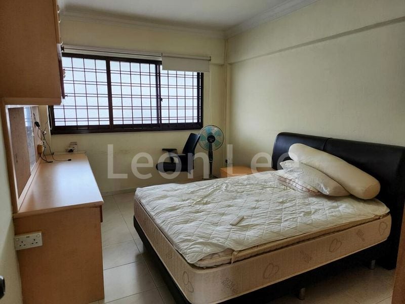 Common Room (HDB) for Rent in  411 Jurong West Street 42 - Image 6