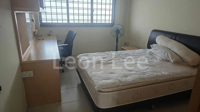 Common Room (HDB) for Rent in  411 Jurong West Street 42 - Image 1