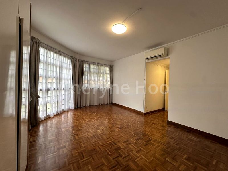 4 Bed Condo for Rent in  Parkway View - Image 8