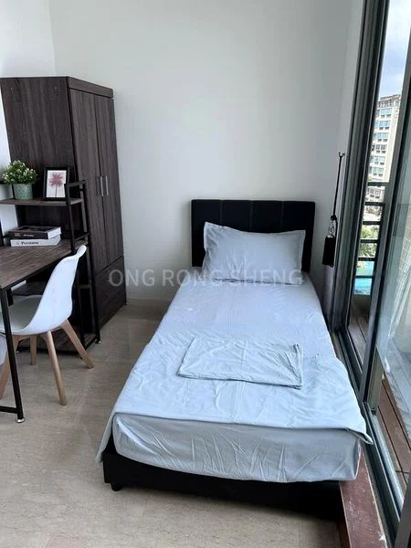 Common Room (Condo) for Rent in  Sunhaven - Image 5