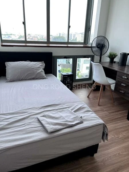 Common Room (Condo) for Rent in  Sunhaven - Image 1