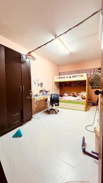 5 Room (5I) HDB for Sale in 346 Yishun Avenue 11 - Image 4