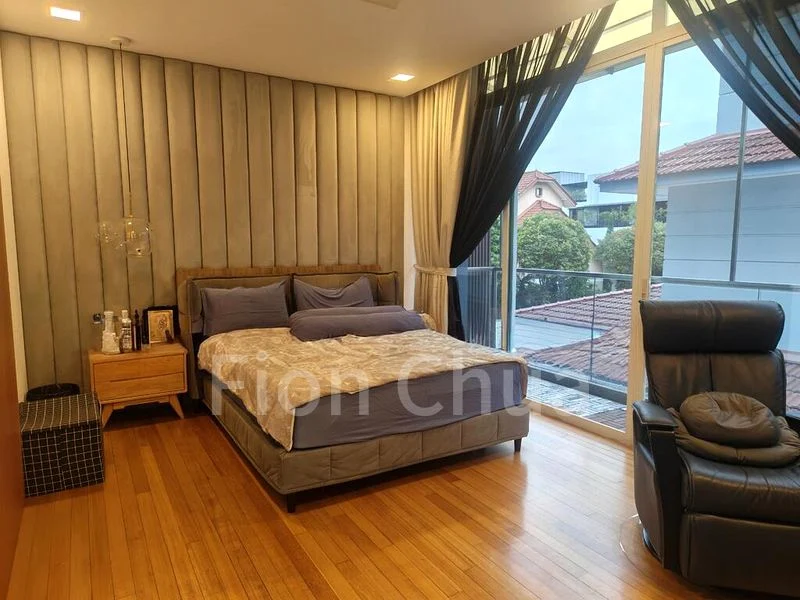 5 Bed Terraced House (Landed) for Sale in  Rosyth Road - Image 12