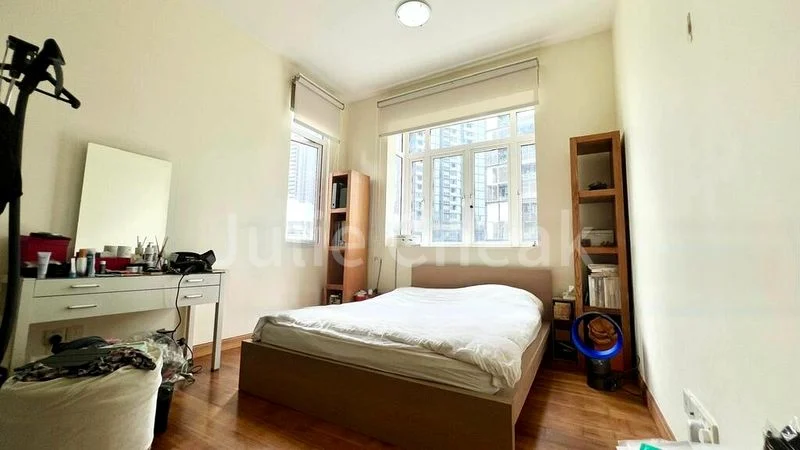 3 Bed Apartment (Condo) for Sale in  Robertson 100 - Image 16