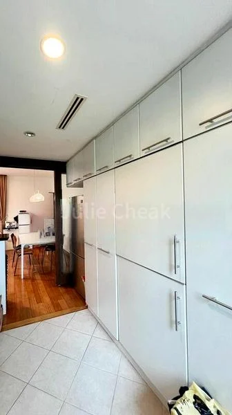 3 Bed Apartment (Condo) for Sale in  Robertson 100 - Image 8