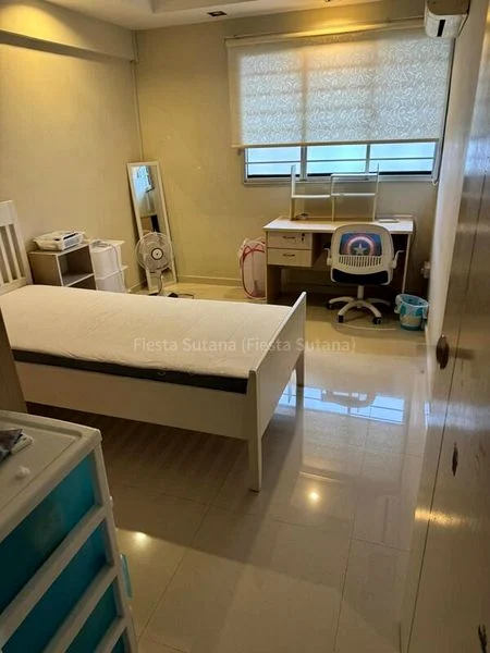 Common Room (HDB) for Rent in  332 Clementi Avenue 2 - Image 1