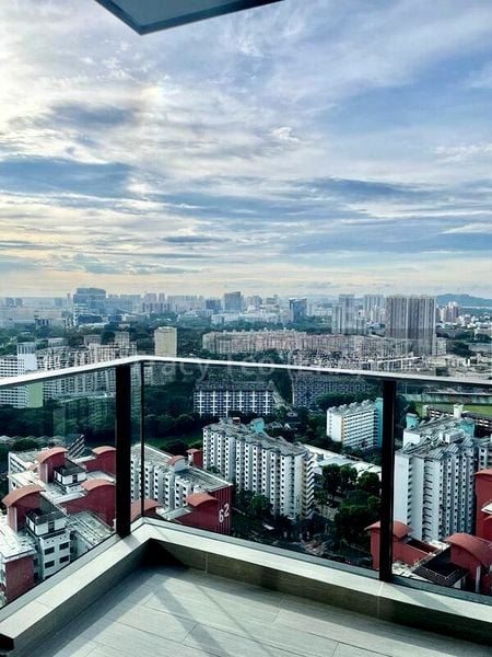 2 Bed Condo for Rent in  Stirling Residences - Image 5