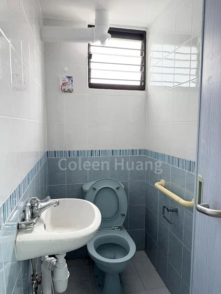 3 Room (3I) HDB for Rent in 57 New Upper Changi Road - Image 7