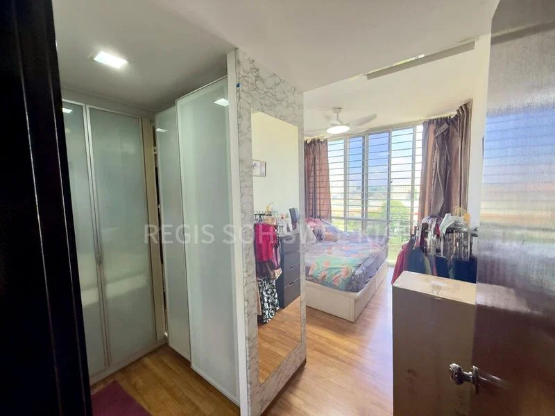 3 Bed Condo for Rent in  Grandeur 8 - Image 4