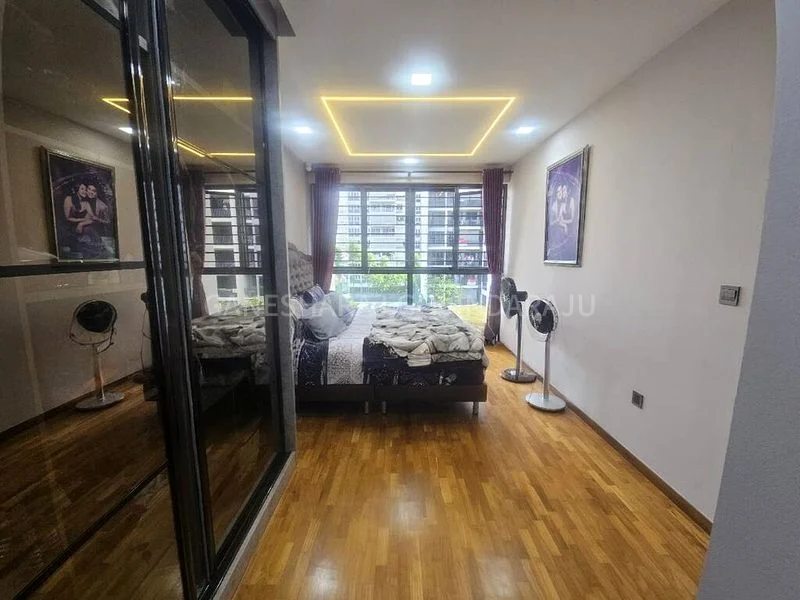 3 Bed Executive Condo for Sale in  Twin Fountains - Image 5