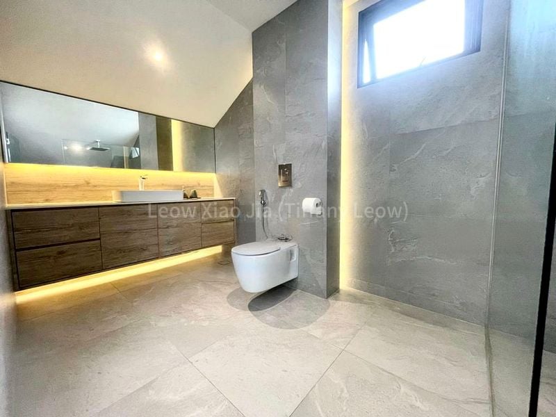 8 Bed Bungalow (Landed) for Rent in  Chuan Garden - Image 12