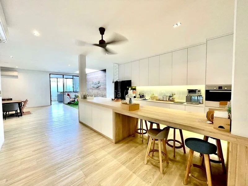 8 Bed Bungalow (Landed) for Rent in  Chuan Garden - Image 18