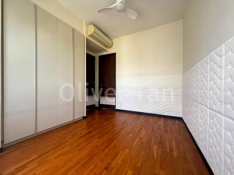 4 Bed Condo for Sale in  Sophia Residence - Image 5