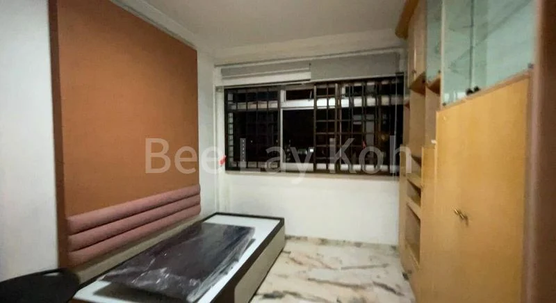 5 Room (5I) HDB for Rent in  382 Tampines Street 32 - Image 5