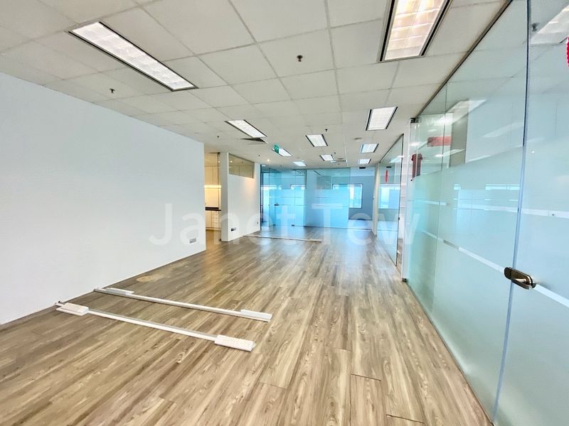 Office for Rent: Suntec City Tower - Image 12