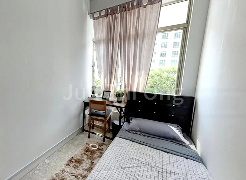 Room (Condo) for Rent in  Northvale - Image 5