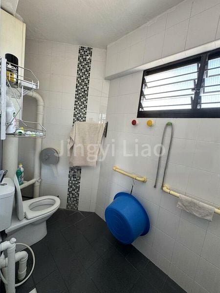 Common Room (HDB) for Rent in  307 Serangoon Avenue 2 - Image 3