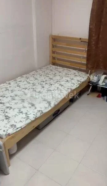 Common Room (HDB) for Rent in  826 Tampines Street 81 - Image 2